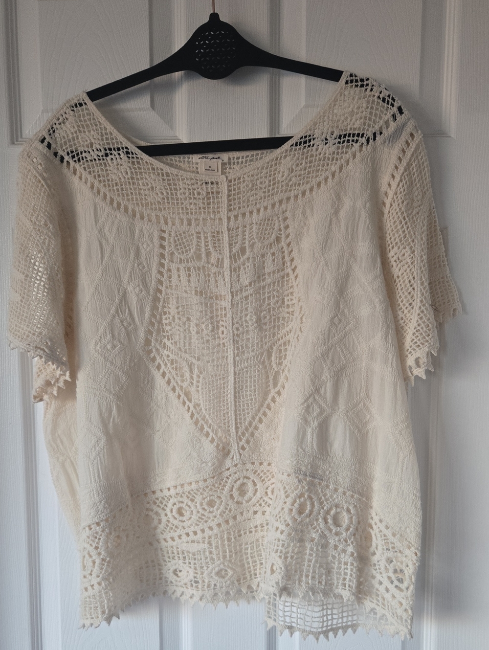 Ultra Pink Cream Crochet Lace Tunic Top